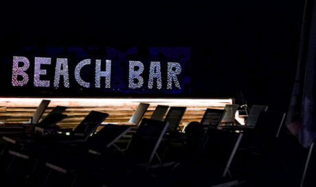 BEACH BAR