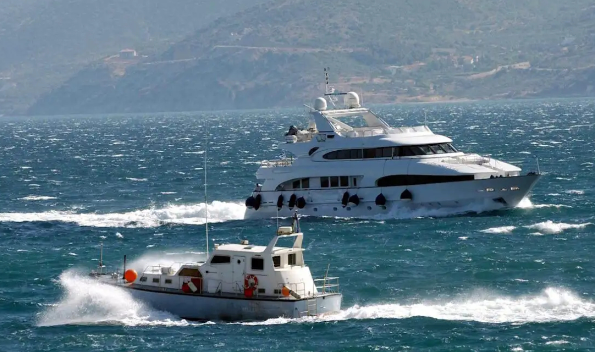 Δυνατοί άνεμοι και κύματα