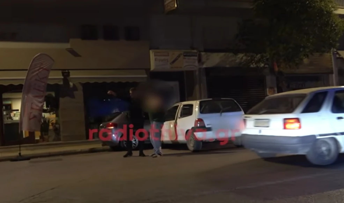 Μεθυσμένος εμβόλισε επανειλημμένα αυτοκίνητο μετά από άγριο καβγά (βίντεο)