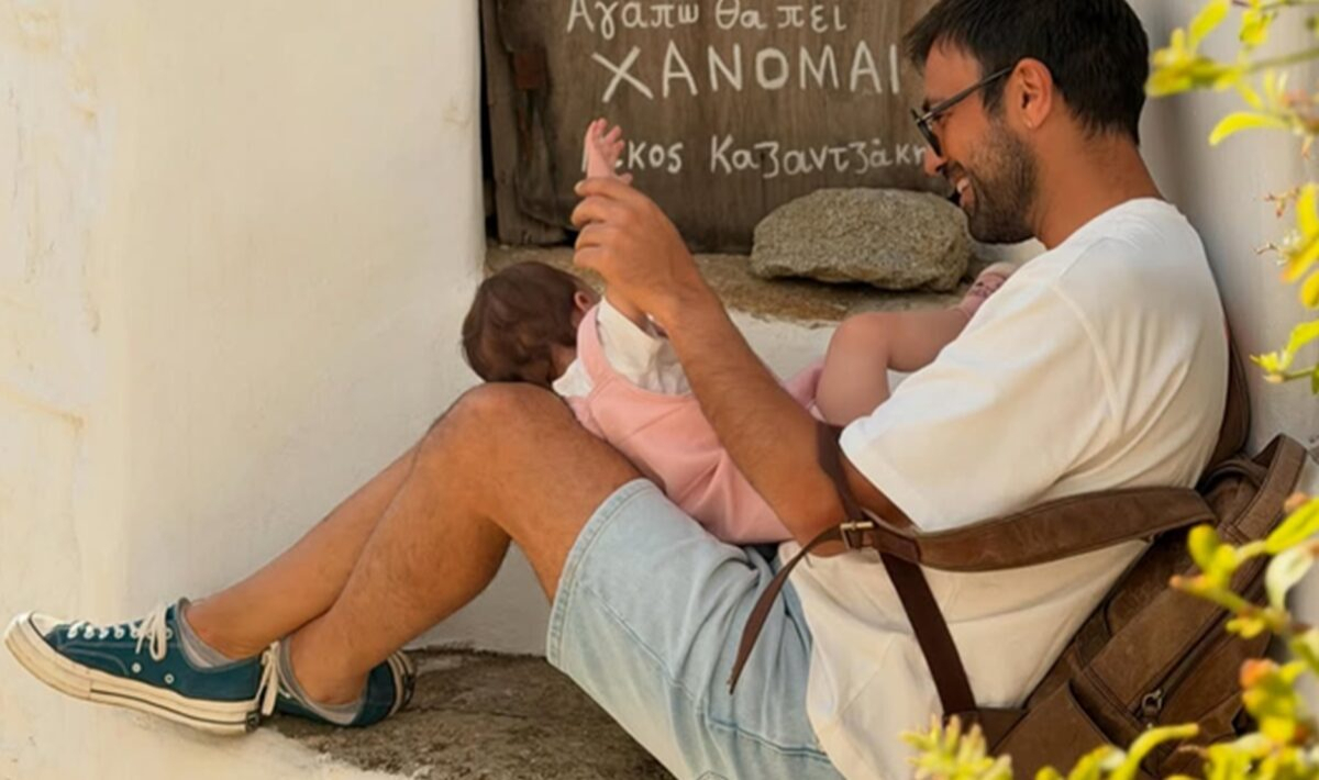 Aνδρέας Γεωργίου: Λιώνει για την κόρη του – το τατουάζ για τα γενέθλιά της