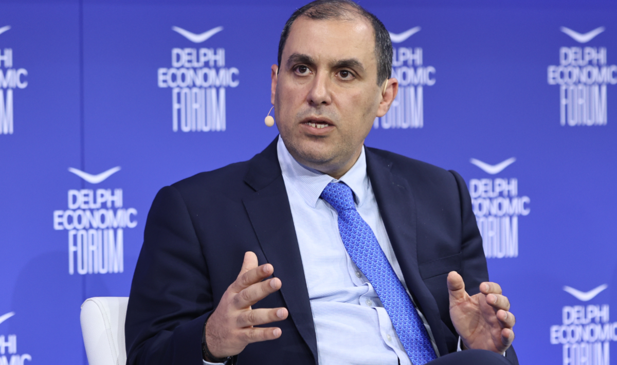 Κατσαφάδος: «Άμεσες αποζημιώσεις σε πληγέντες από τις πυρκαγιές – Στο 100% η κρατική στήριξη για κατοικίες»
