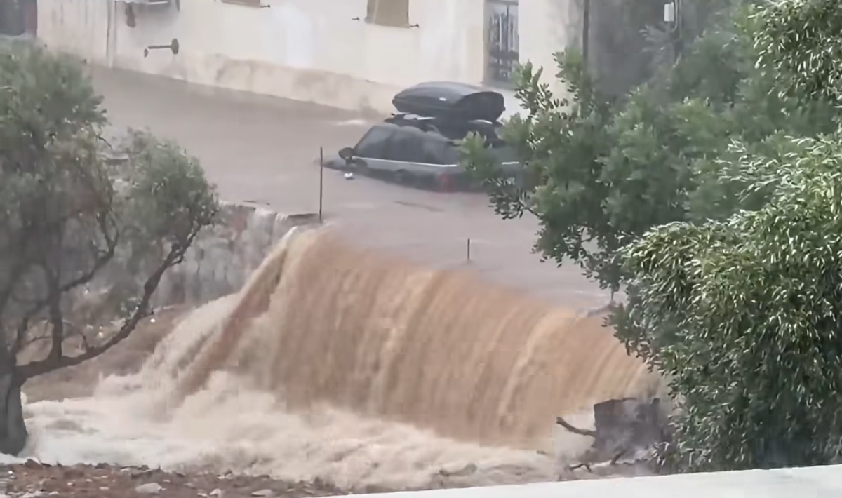 Μάνη: Ακραία κακοκαιρία με 141 χιλιοστά βροχής σε 4 ώρες και πάνω από 2.000 κεραυνούς