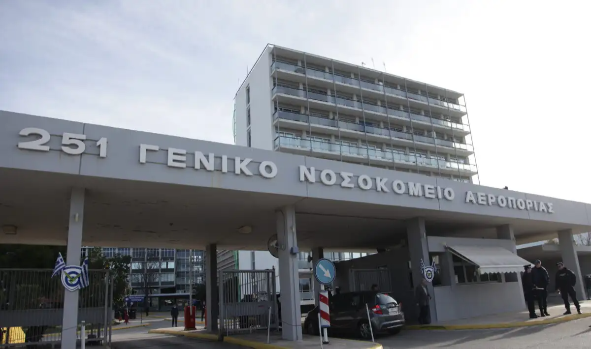 Σύγκρουση ελικοπτέρων στην Ψάθα: Στο πλευρό των τραυματιών η ηγεσία της Πυροσβεστικής