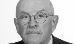Πέθανε ο Ομότιμος Καθηγητής του ΕΚΠΑ Δημήτρης Β. Παπούλιας