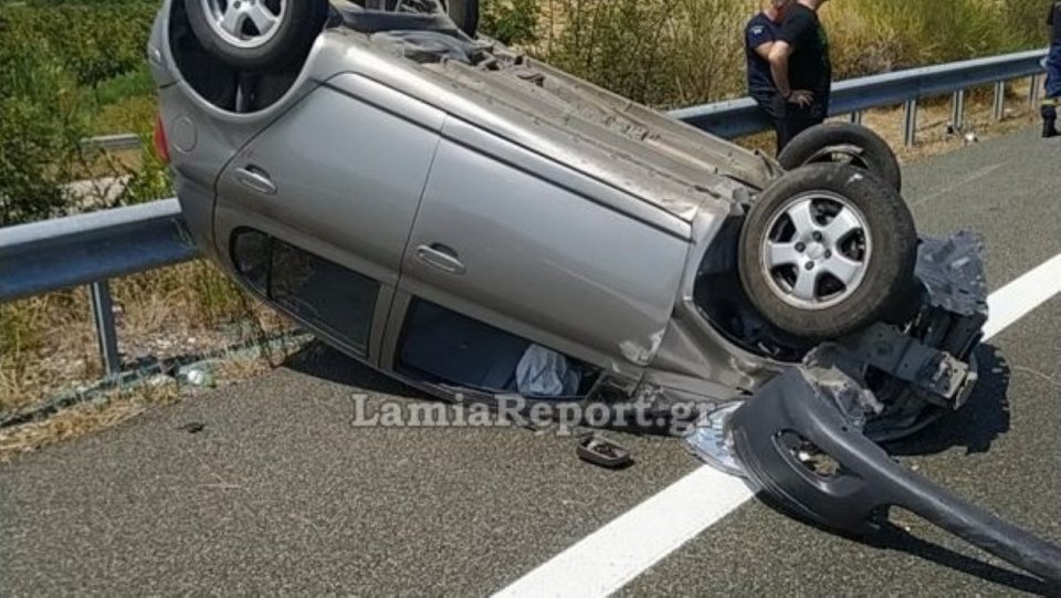 Δομοκός: Τροχαίο με ανατροπή αυτοκινήτου στον Ε65 – Στο νοσοκομείο ο οδηγός