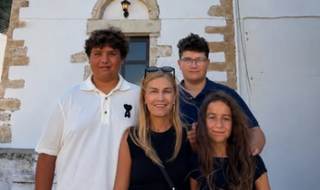 ΒΟΛΟΥΔΑΚΗ ΣΕΒΗ ΔΕΚΑΠΕΝΤΑΥΓΟΥΣΤΟΣ