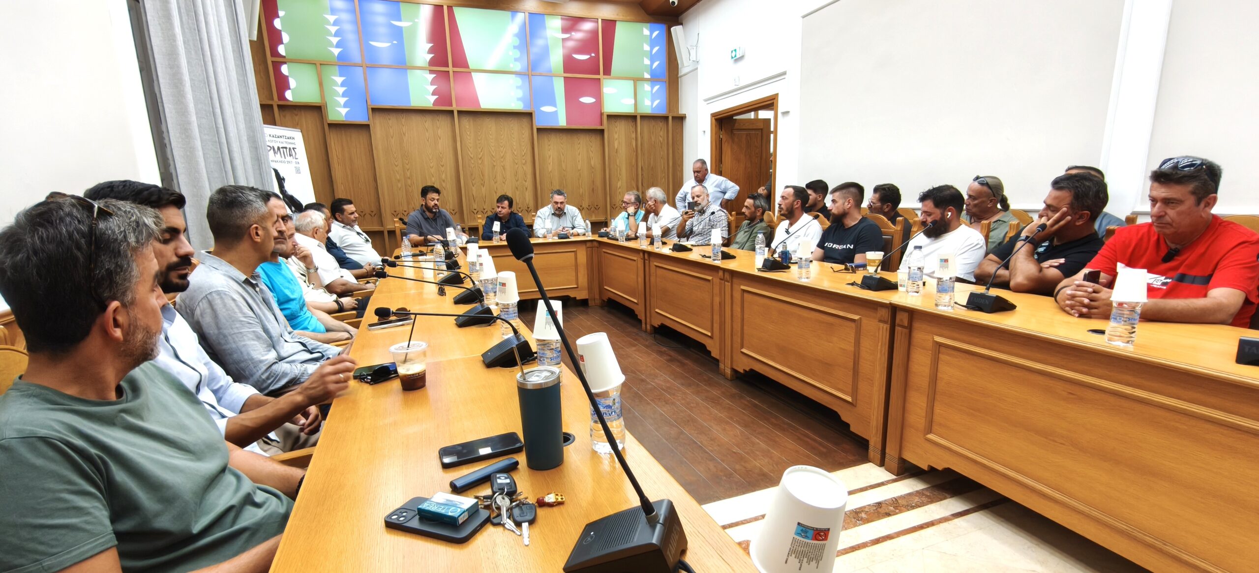 Ψήφισμα στην Περιφέρεια από τον Σύνδεσμο Ιδιοκτητών Τουριστικών Λεωφορείων Κρήτης