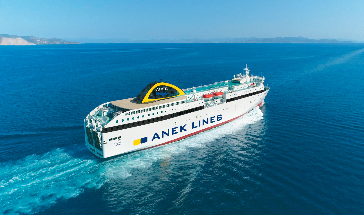 H ANEK LINES σε ταξιδεύει με τον αέρα του τόπου της!