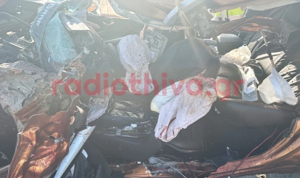 Νεκρός 56χρονος σε σφοδρή σύγκρουση αγροτικού με φορτηγό στη Θήβα (βίντεο)