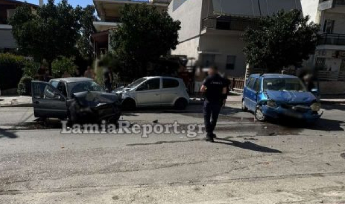 Λαμία: Σφοδρή μετωπική από μεθυσμένο οδηγό – Είχε προηγηθεί «τρελή» πορεία με χτυπήματα σε άλλα ΙΧ (φωτο,βίντεο)