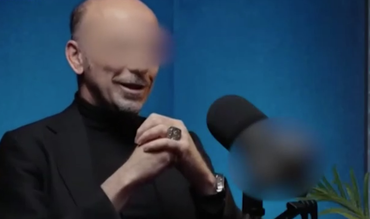 Ο «μύθος» του μεγαλογιατρού του Γιώργου Μαζωνάκη – Τα custom made κοστούμια και το ρολόι των 200.000 ευρώ