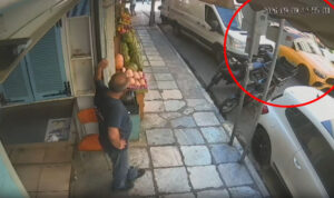 Γιώργος Μαζωνάκης: Ο ταξιτζής που τον μετέφερε στο ιατρείο του Κολωνακίου έλυσε τη σιωπή του – «Έκανα αυτό που έπρεπε»