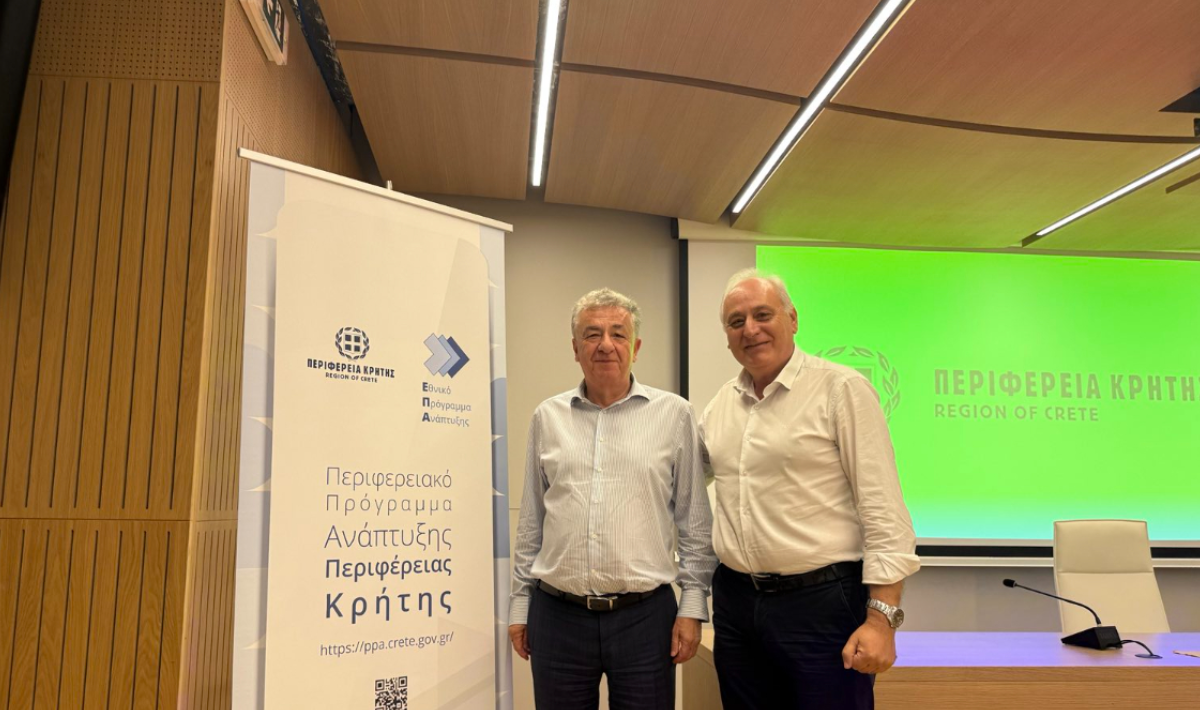 Συνάντηση εργασίας του Παύλου Μπαριτάκη στην Περιφέρεια Κρήτης για το Περιφερειακό Πρόγραμμα Ανάπτυξης 2026-2030