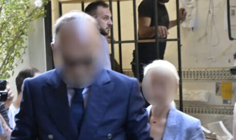 ΓΙΑΤΡΟΙ ΚΟΛΩΝΑΚΙ ΜΑΖΩΝΑΚΗΣ