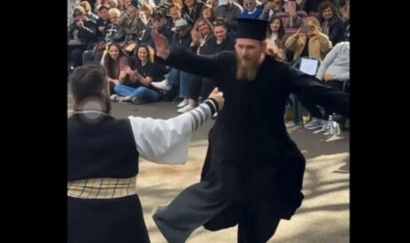 ΙΕΡΕΑΣ ΧΟΡΟΣ