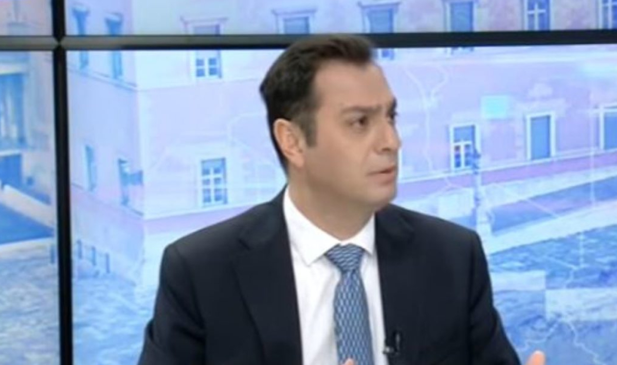 Βουλευτής ΝΔ: Αν δεν έχεις 10 ευρώ για βενζίνη, παίρνεις τα Μέσα Μαζικής Μεταφοράς – Η διευκρινιστική δήλωσή του (βιντεο)
