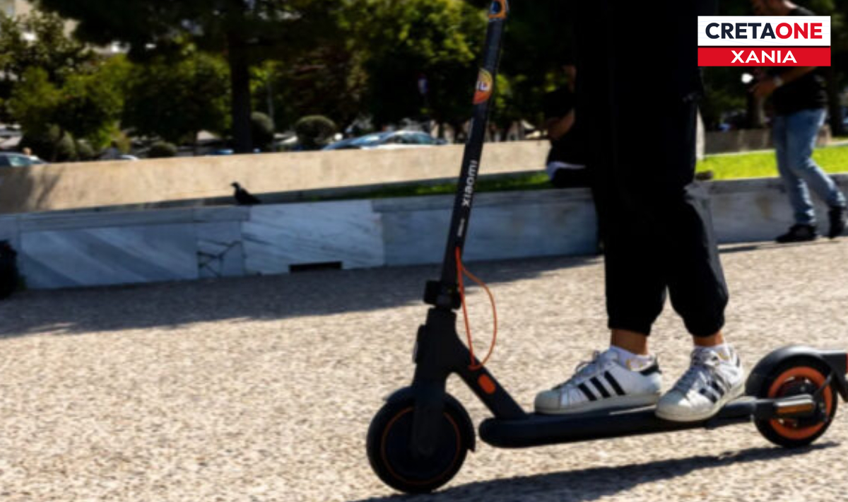 Χανιά: Αυτοκίνητο συγκρούστηκε με ηλεκτρικό πατίνι – Στο έδαφος ο οδηγός