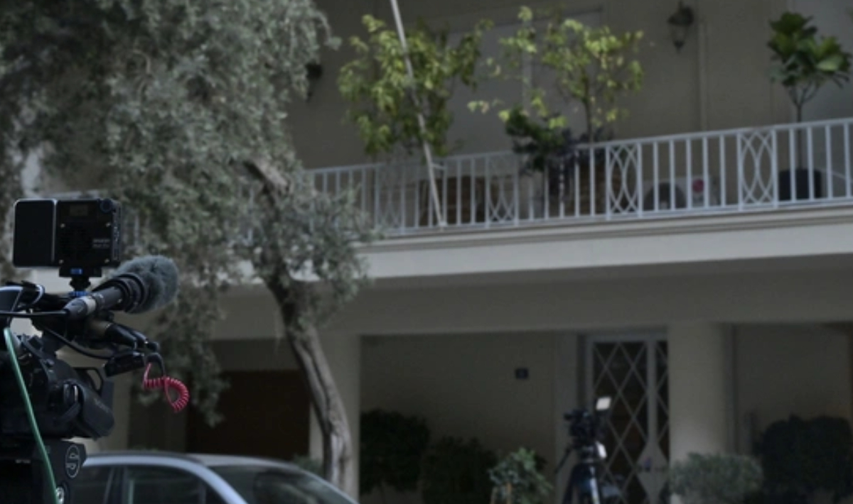 Κολωνάκι: Έλεγχος της ΑΑΔΕ στο ιατρείο της Καρνεάδου για την υπόθεση Μαζωνάκη