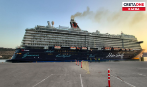Σούδα: Το κρουαζιερόπλοιο Mein Schiff 5 έφερε νέο κύμα τουριστών
