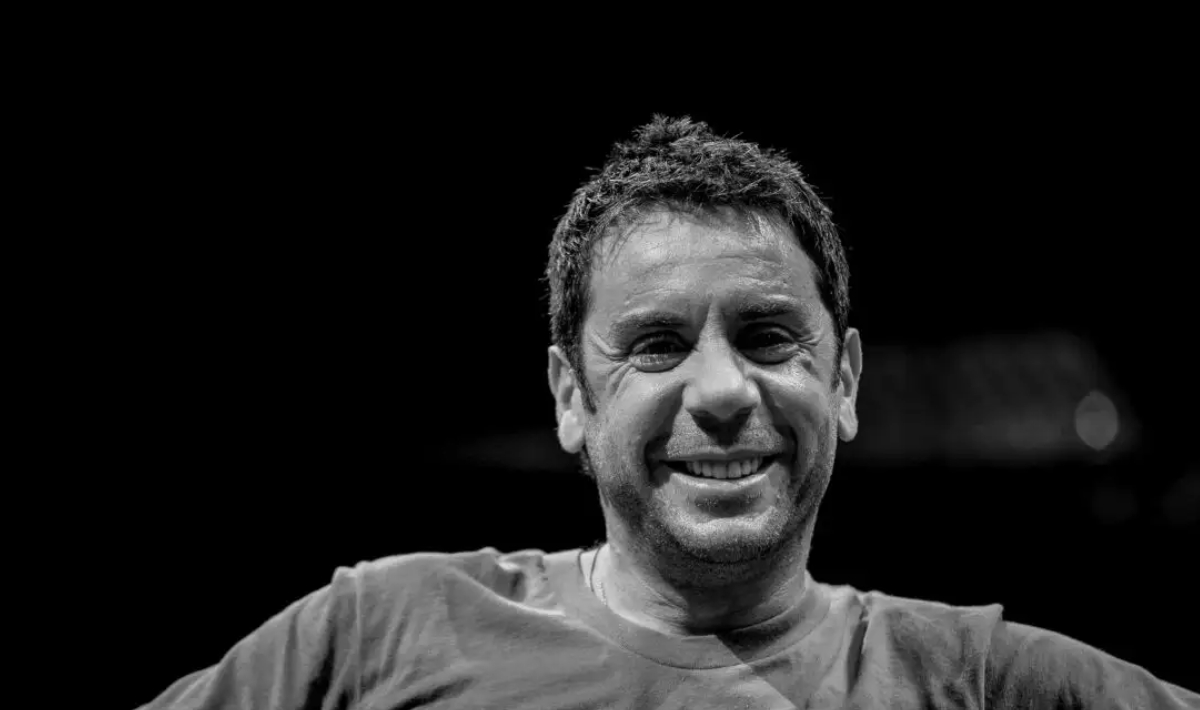 Μαζωνάκης: Στην Ασφάλεια καταθέτει ο γιατρός της κλινικής όπου υπέστη ανακοπή ο τραγουδιστής