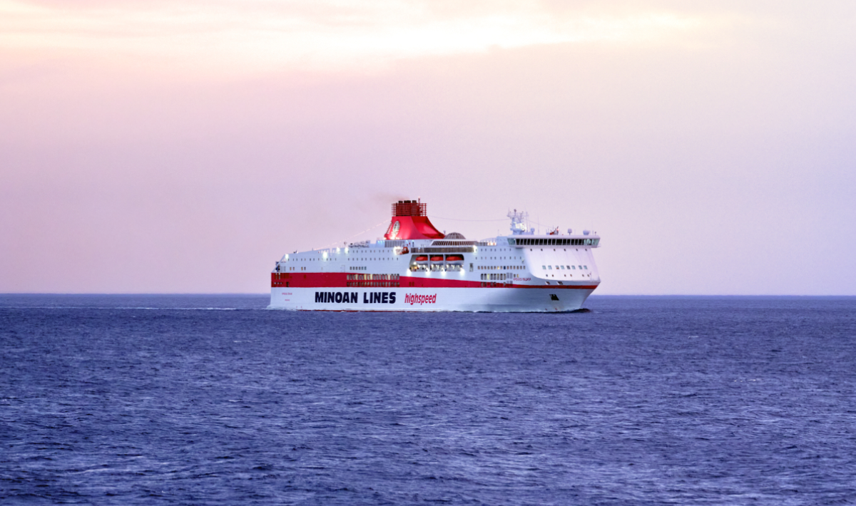 MINOAN LINES: Φοιτητικό ταξίδι με έως 50% έκπτωση, καμπίνα από 25€/άτομο, δωρεάν πρωινό και combo menus από 5€