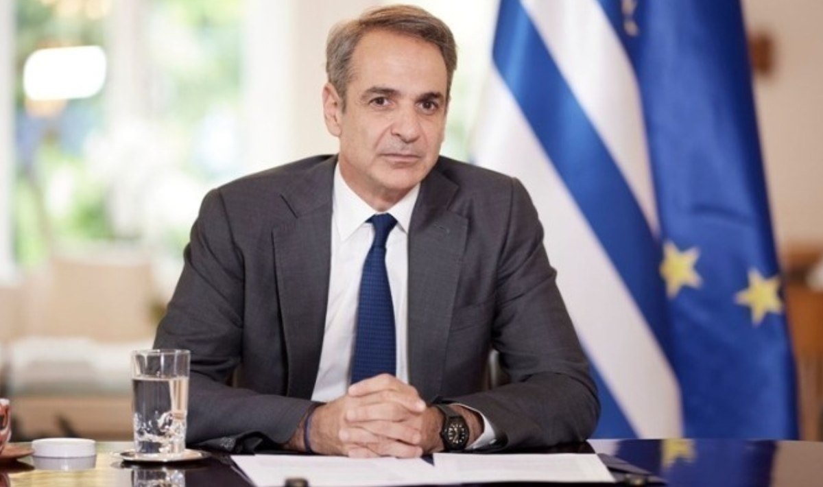 Στο Παρίσι ο Μητσοτάκης: Σύνοδος για το Διάστημα και τετ α τετ με τον Μακρόν