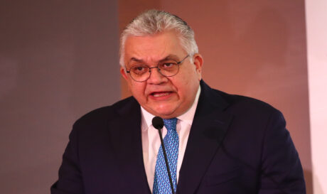 nikos papaioannou