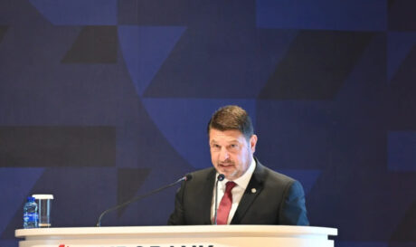 nikos xardalias