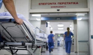 Πτώση 3χρονου από μπαλκόνι: Μεταφέρεται εκτάκτως σε νοσοκομείο του Ηρακλείου