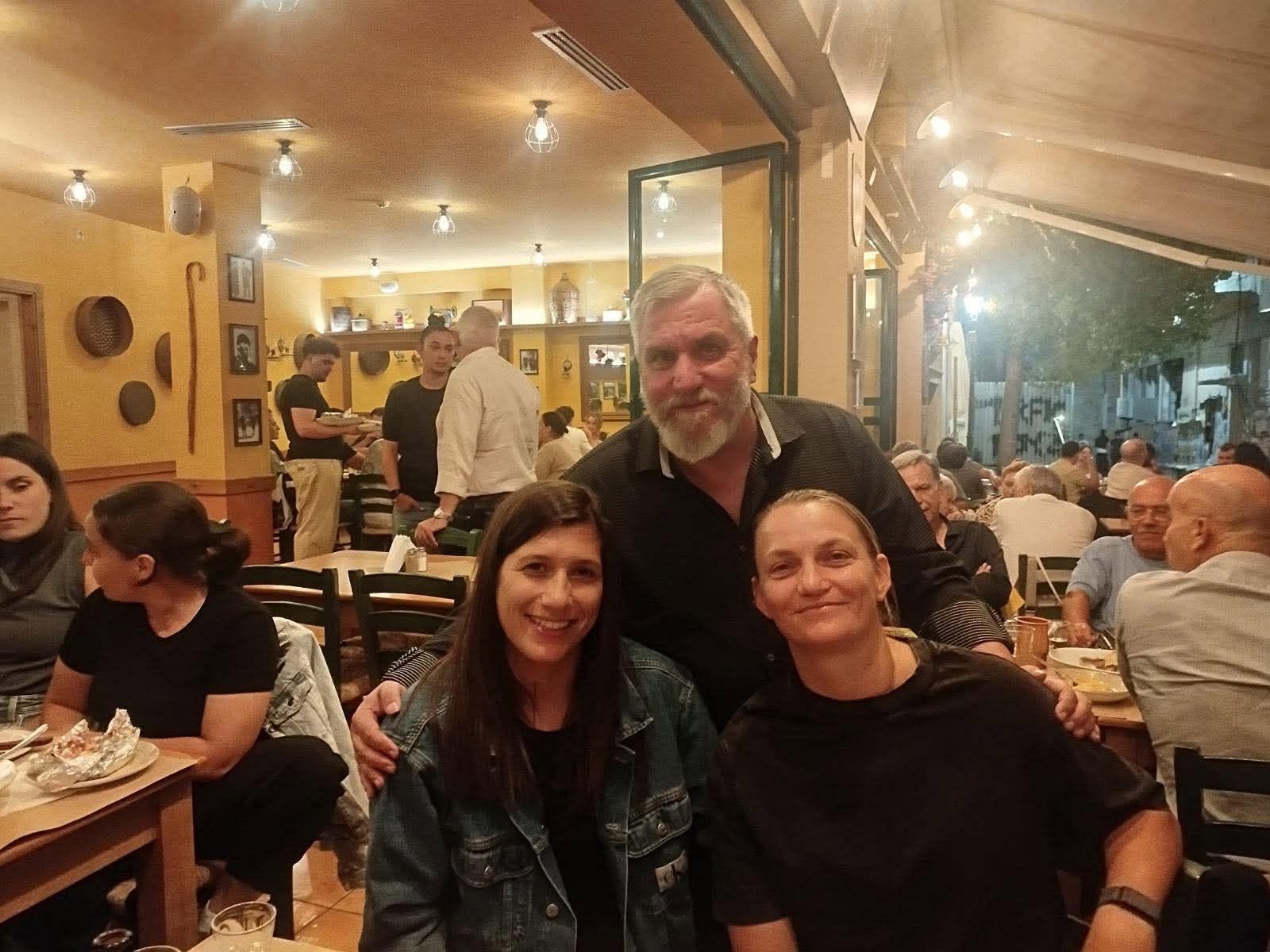 Ερασιτέχνης ΟΦΗ: Δείπνο στα κορίτσια του ποδοσφαίρου, σε μια βραδιά με πολλά χαμόγελα!