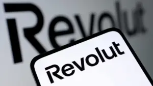 Έπεσε η Revolut: Χιλιάδες χρήστες δεν μπορούν να κάνουν πληρωμές ή να μεταφέρουν χρήματα