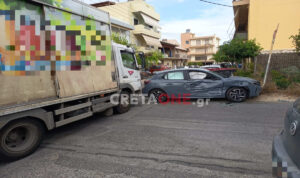 Αλικαρνασσός: Σύγκρουση ΙΧ με φορτηγό μετά από παραβίαση STOP (φωτογραφίες)