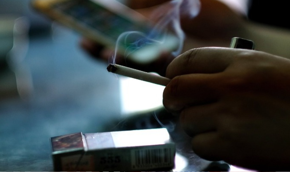 Καμπανάκι Πνευμονολόγων για το κάπνισμα στους νέους: Ζητούν βιωματικά προγράμματα πρόληψης στα σχολεία