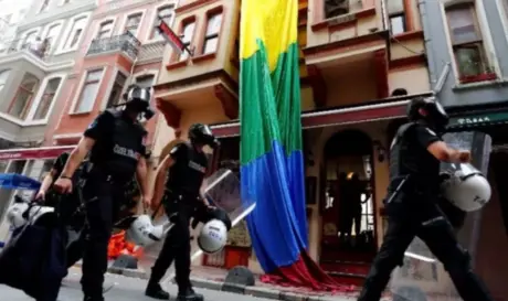 ΤΟΥΡΚΙΑ ΛΟΑΤΚΙ