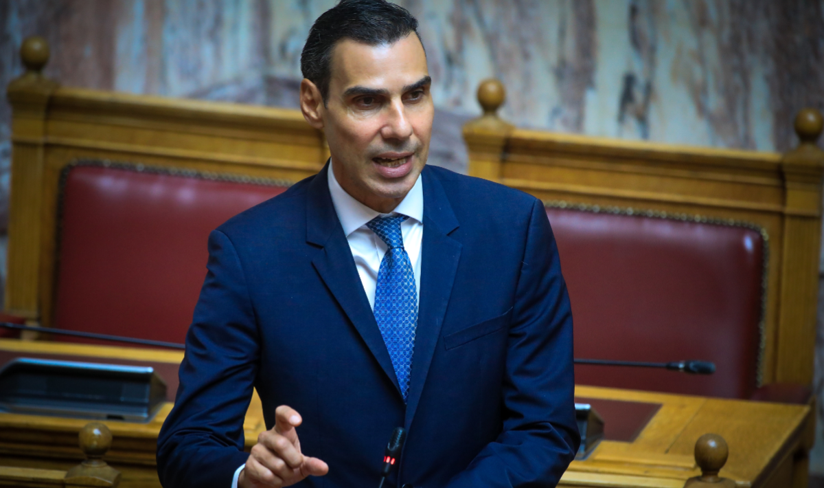 Θεμιστοκλέους: «Περίπου 1.000 νοσηλευτές σε νοσοκομεία και Κέντρα Υγείας έως τα μέσα Νοεμβρίου»
