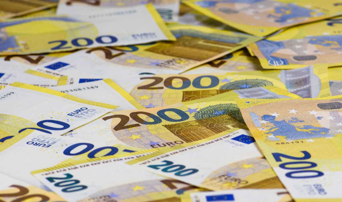 Επίδομα ΟΠΕΚΑ: Ποιοι δικαιούνται 600 ευρώ – Πώς να κάνετε την αίτηση