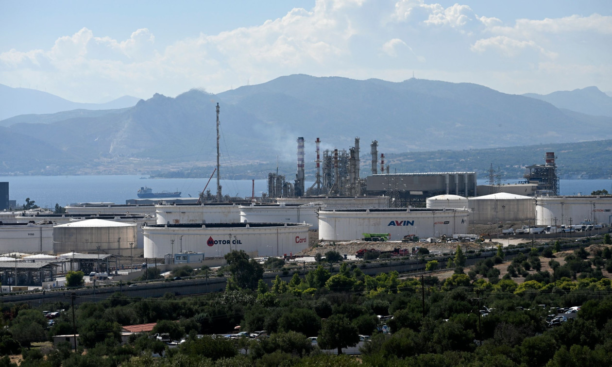 Motor Oil: Αναζητείται 67χρονος για τη φονική έκρηξη