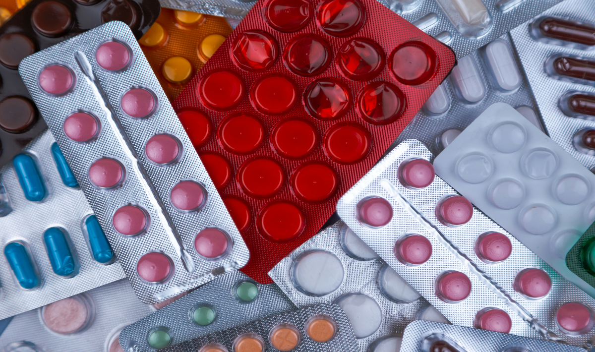 Αντιβιοτικά: Τα λάθη που κάνουμε και γιατί η αντοχή στα φάρμακα μας αφορά όλους