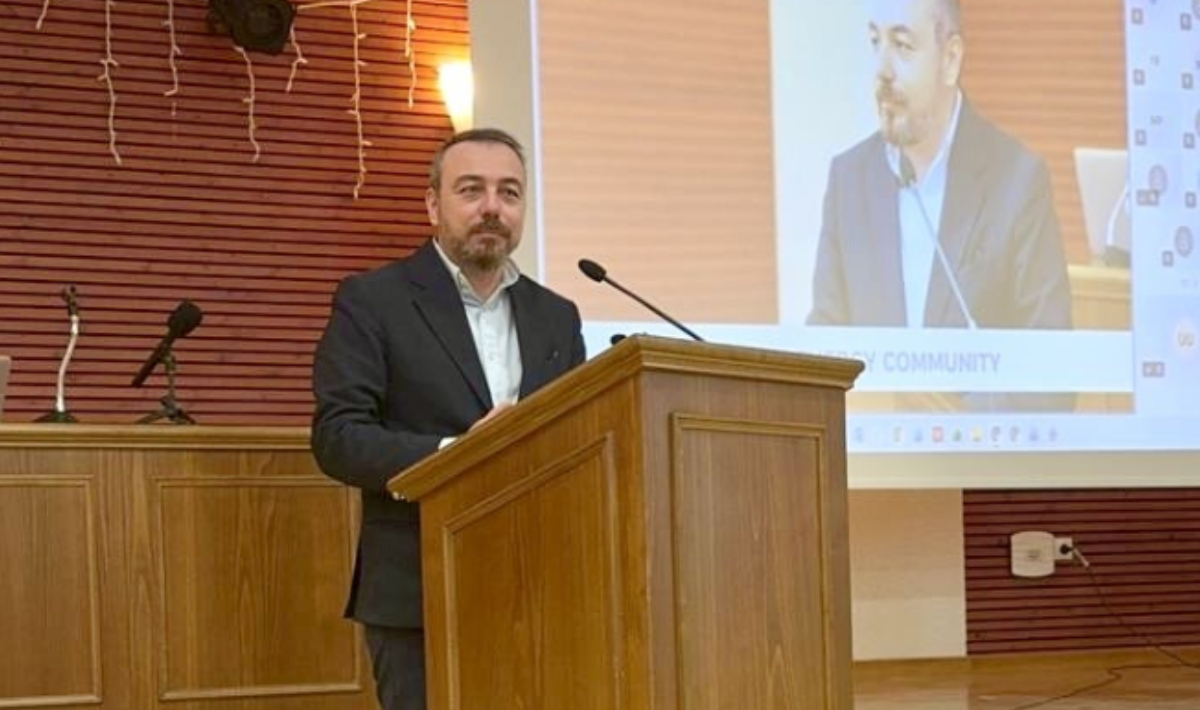 Παρασύρης: «Η ΜΙΝΩΑ Ενεργειακή αποτελεί υπόδειγμα ενεργειακής δημοκρατίας σε μια αγορά που στήθηκε για να εξυπηρετεί τα ολιγοπώλεια»