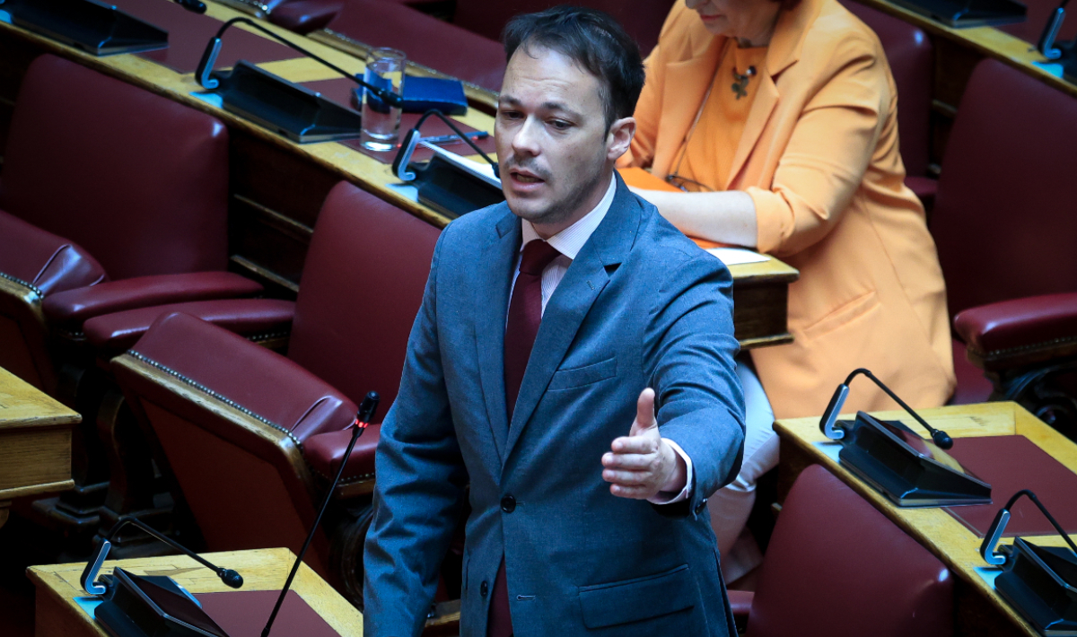 Παραιτείται από βουλευτής ο Μίλτος Ζαμπάρας – «Συνεχίζω με τον Αλέξη Τσίπρα και την ΕΛ.Α.Σ.»