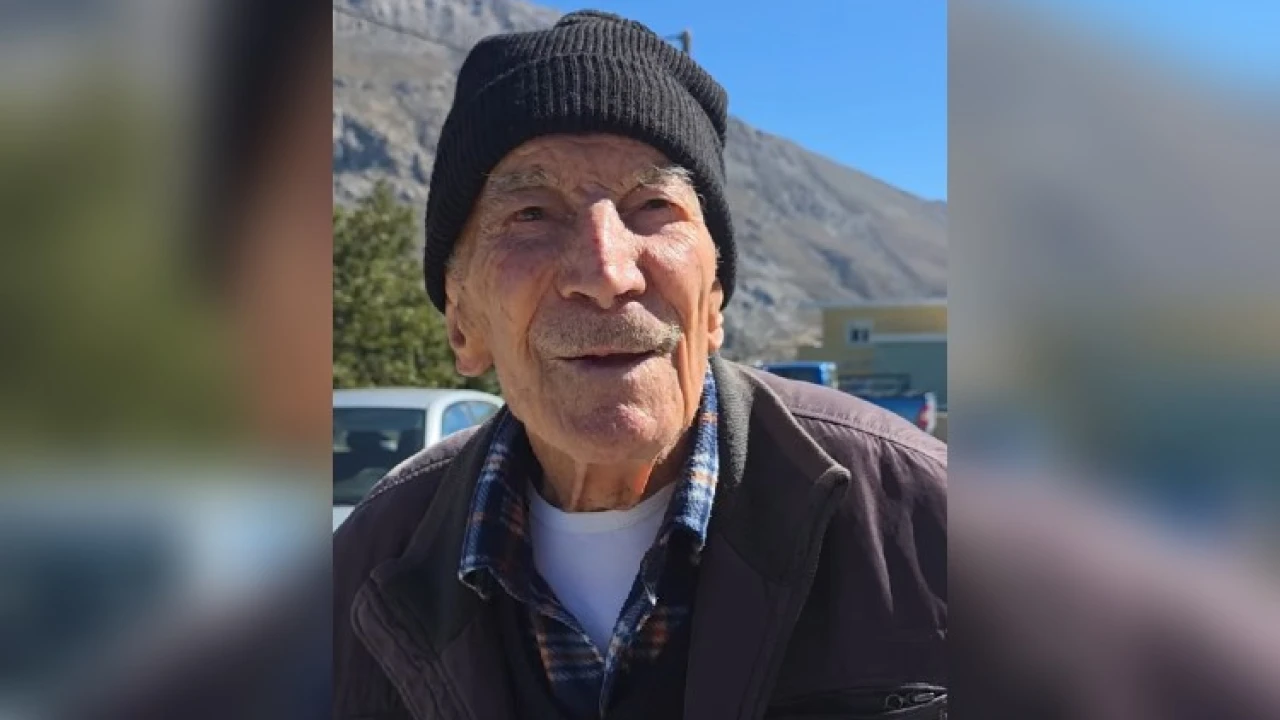 Κρήτη: Ο 97χρονος βοσκός που δεν εγκατέλειψε ποτέ τα βουνά – «Τη βέργα την κρατώ 90 χρόνια»