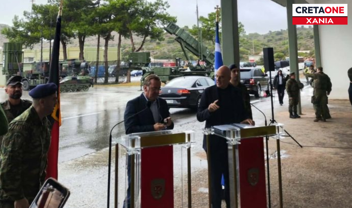 Στο Πεδίο Βολής Κρήτης Δένδιας και Πιστόριους – Στο επίκεντρο συμπαραγωγή όπλων και βολές IRIS-T SLM (βίντεο)