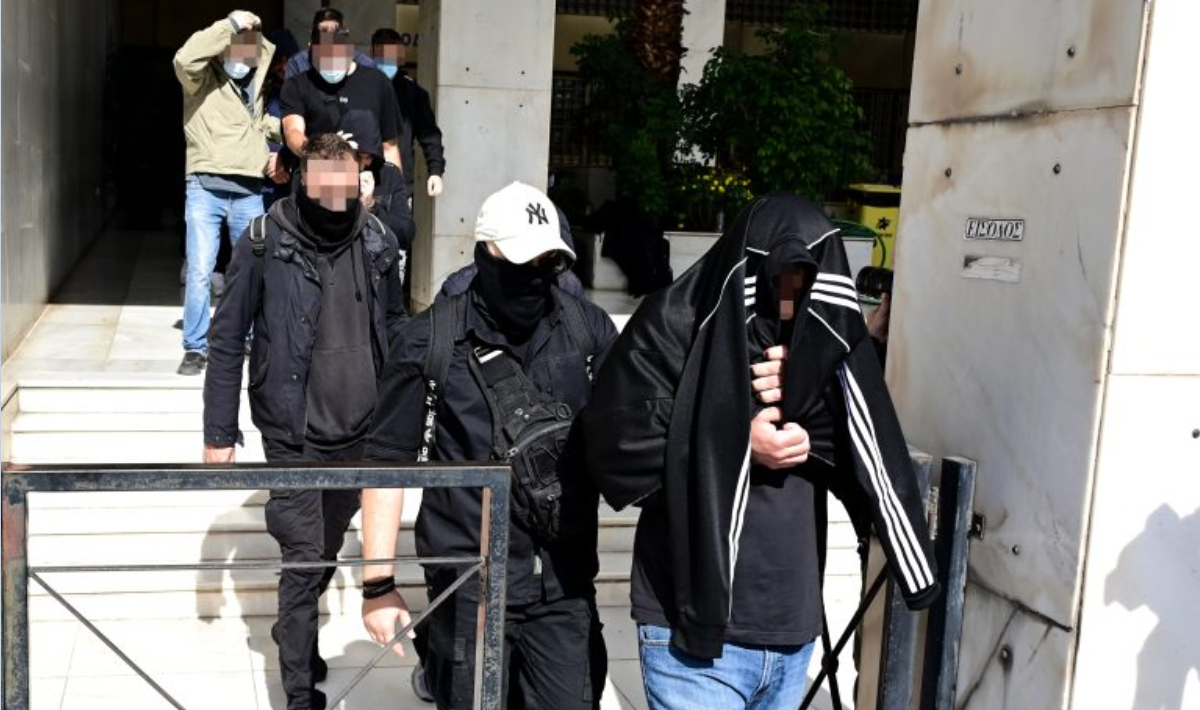 Στον εισαγγελέα οι συλληφθέντες για την απάτη-μαμούθ με τις πίτσες