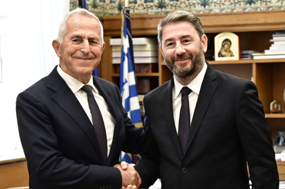apostolakis pasok androulakis