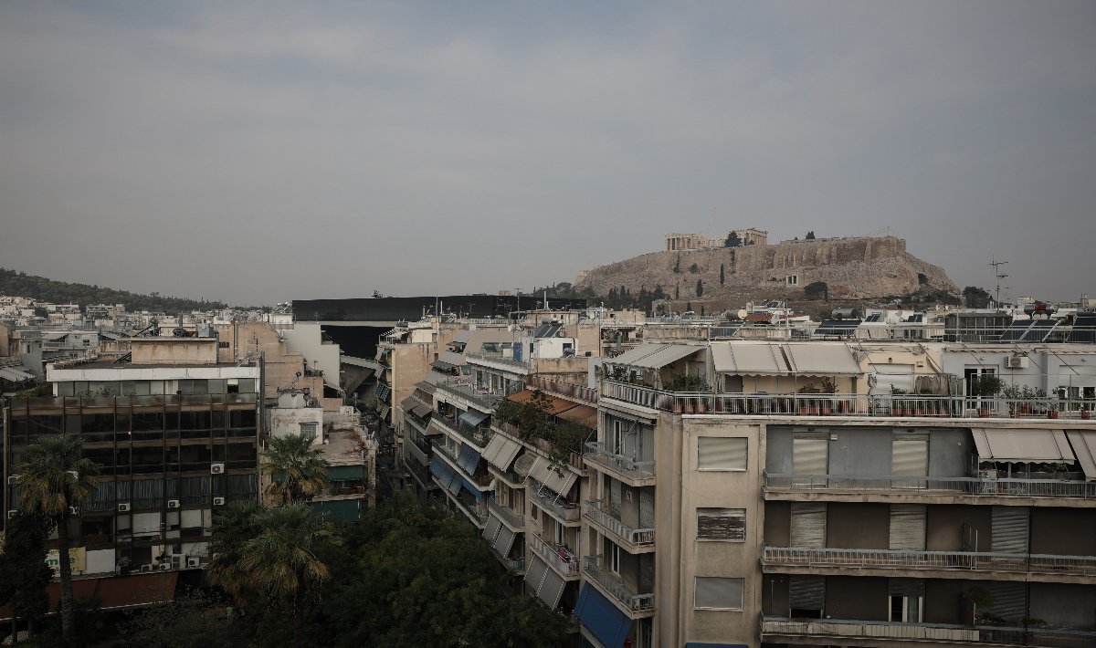 Βραχυχρόνια μίσθωση στο κέντρο της Αθήνας: 1.500 λιγότερες καταχωρήσεις σε 12 μήνες