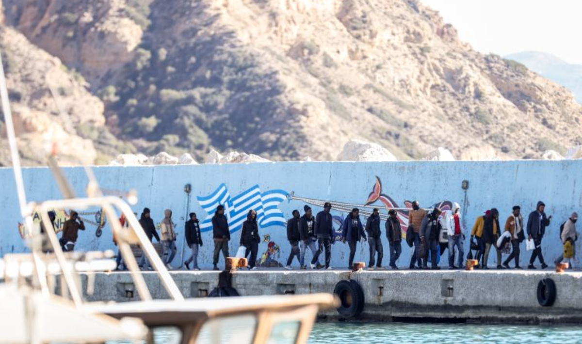 Συναγερμός στην Κρήτη: Νέα επιχείρηση διάσωσης μεταναστών ανοιχτά της Ιεράπετρας