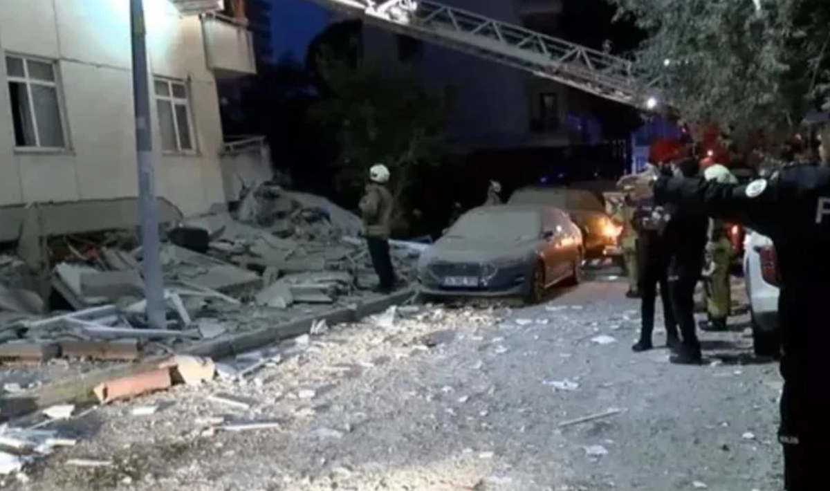 Κωνσταντινούπολη: Μερική κατάρρευση επταώροφου κτιρίου – Μάχη με τον χρόνο για τους εγκλωβισμένους