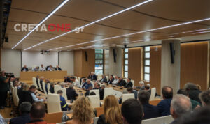 Κρήτη: Κρίσιμη σύσκεψη του κυβερνητικού κλιμακίου για τις ζημιές από την κακοκαιρία – Σήμα κινδύνου από τους Δημάρχους (φώτο)