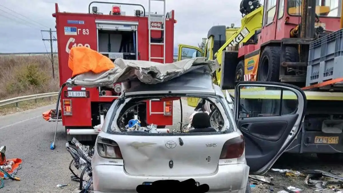 Τροχαίο στη Δράμα: Χωρίς τις αισθήσεις του απεγκλωβίστηκε 34χρονος μετά τη σύγκρουση αυτοκίνητου με φορτηγό