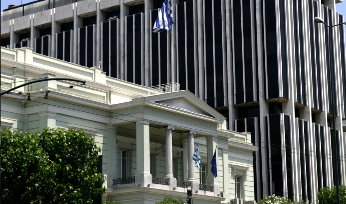 Πλημμύρισε το Υπουργείο Εξωτερικών: Στο «στόχαστρο» τα έργα του Μετρό – Παρέμβαση Δούκα